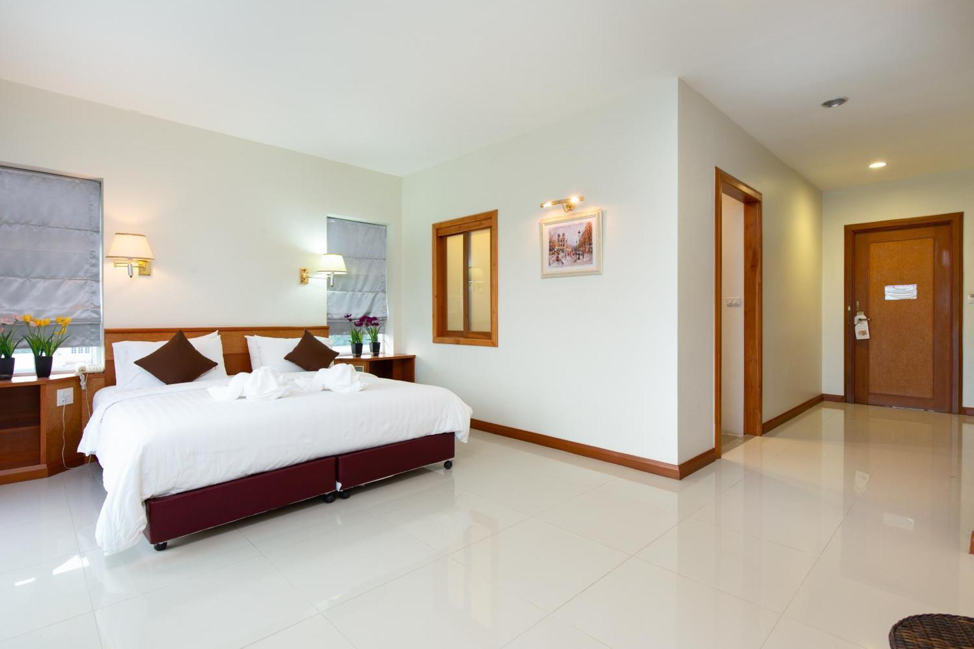 Kanchanaburi City Hotel Экстерьер фото