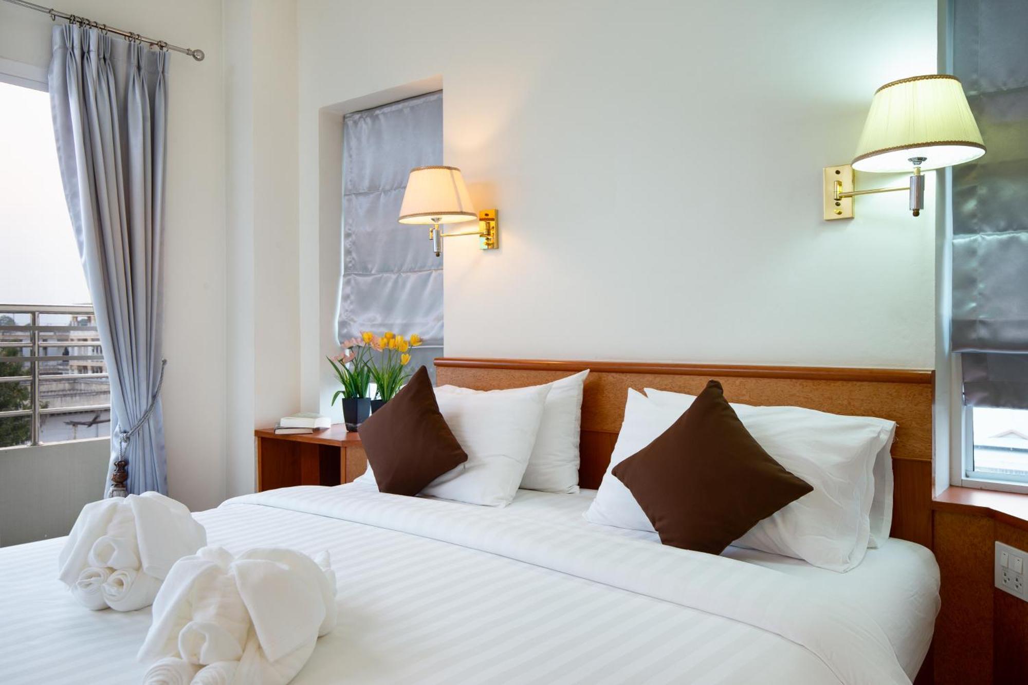 Kanchanaburi City Hotel Экстерьер фото