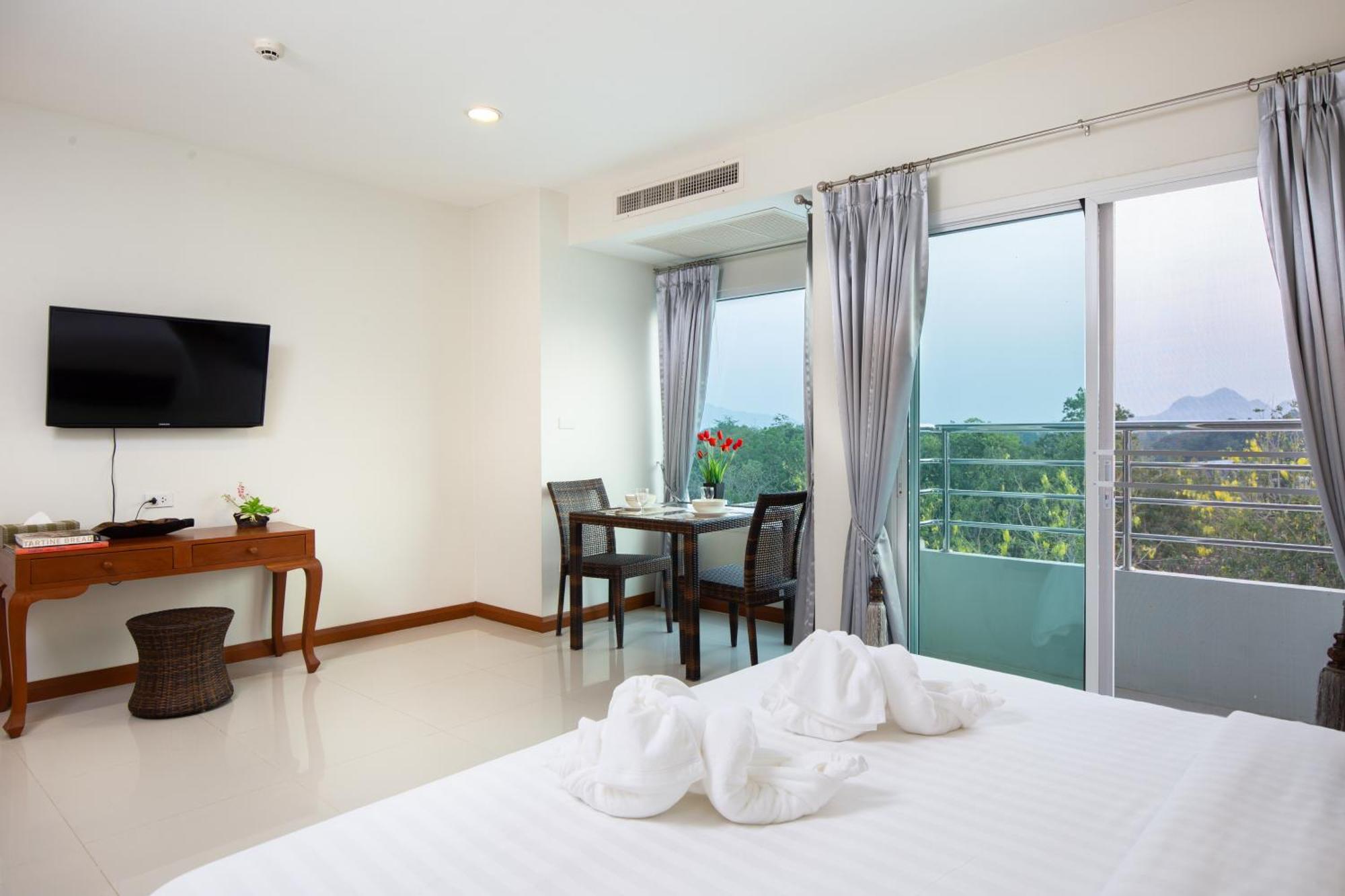Kanchanaburi City Hotel Экстерьер фото