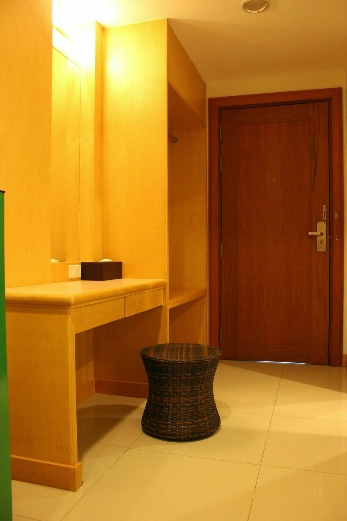 Kanchanaburi City Hotel Экстерьер фото