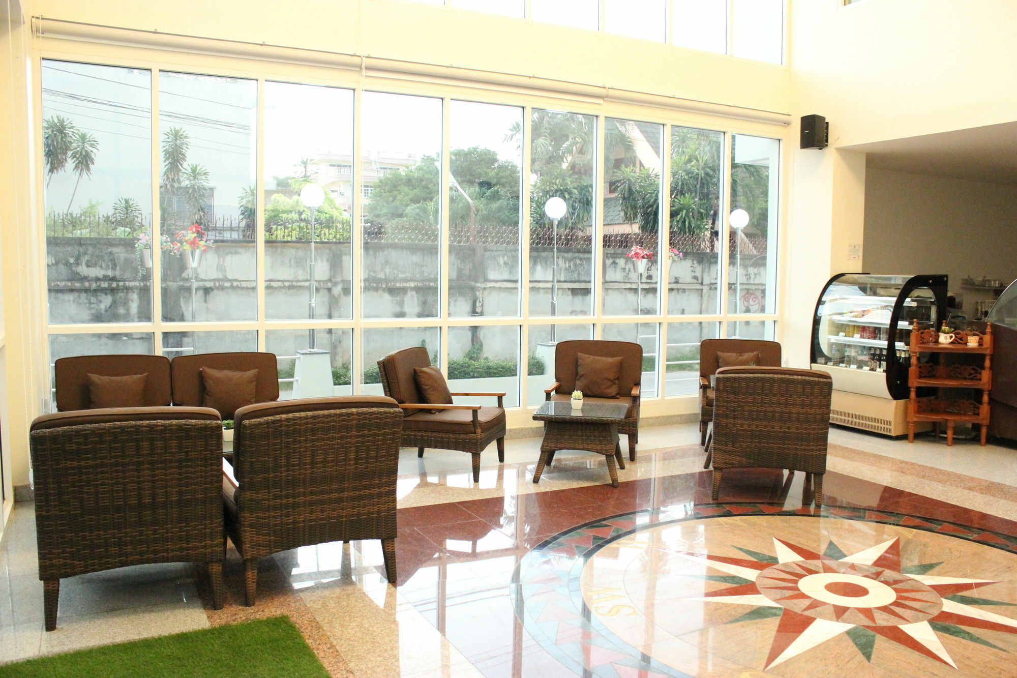 Kanchanaburi City Hotel Экстерьер фото