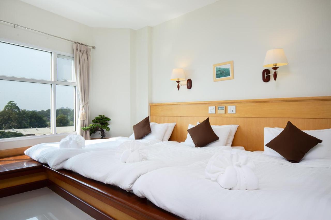 Kanchanaburi City Hotel Экстерьер фото